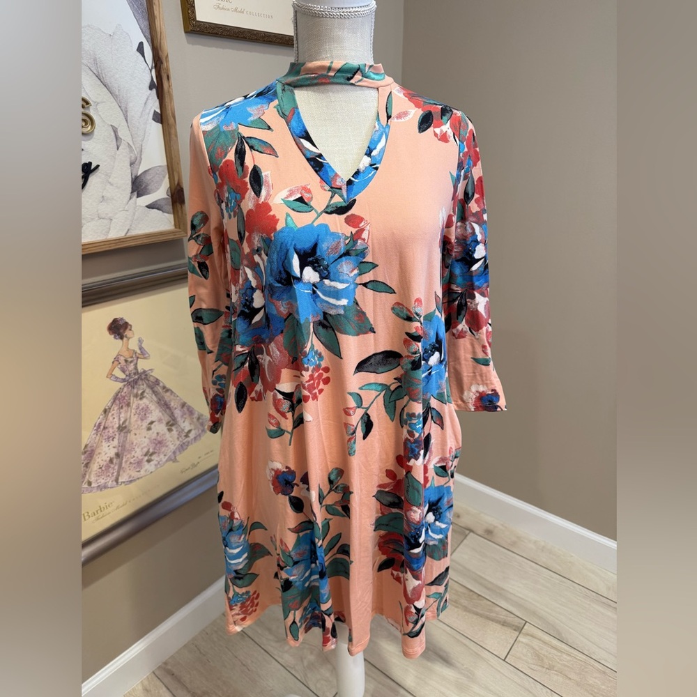Like New! BOUTIQUE Reb & J Pink Floral Midi Dress